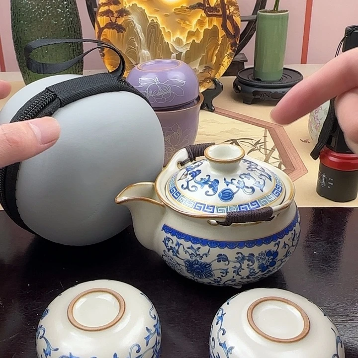 汝窑繁花宝瓶一壶两杯带包