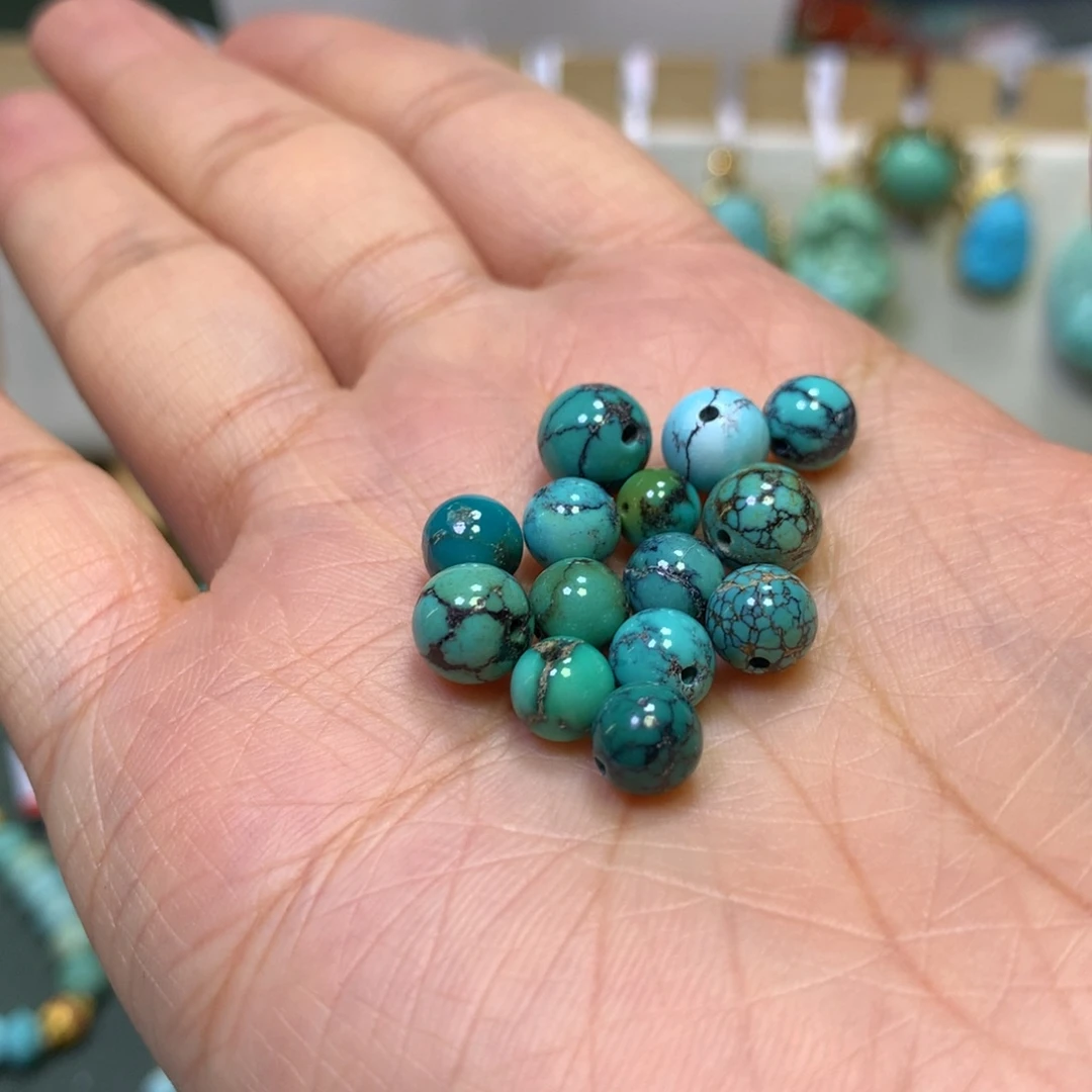 绿松石配饰未镶嵌