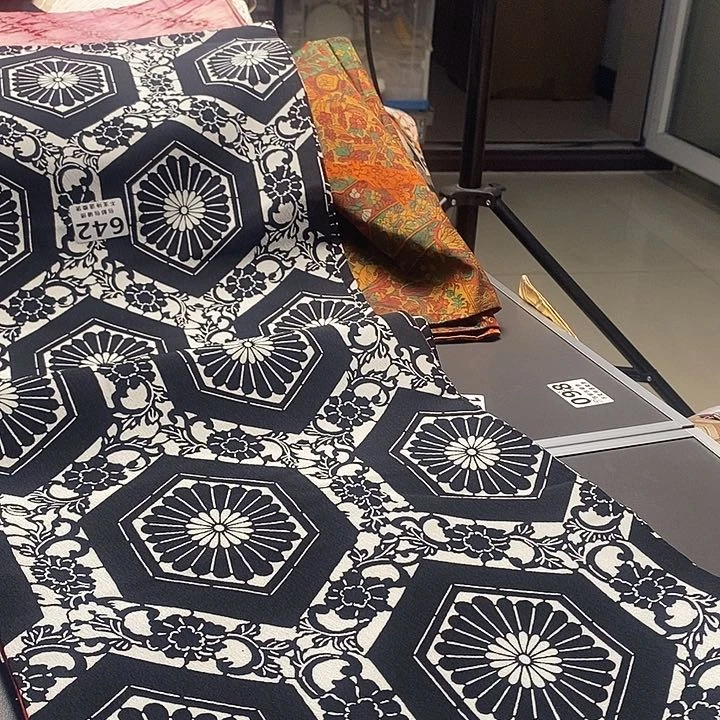 茶壶紫砂盘子也好漂亮噢呜呜呀小