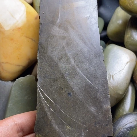 未镶嵌和田玉(糖玉)挂件牛****业