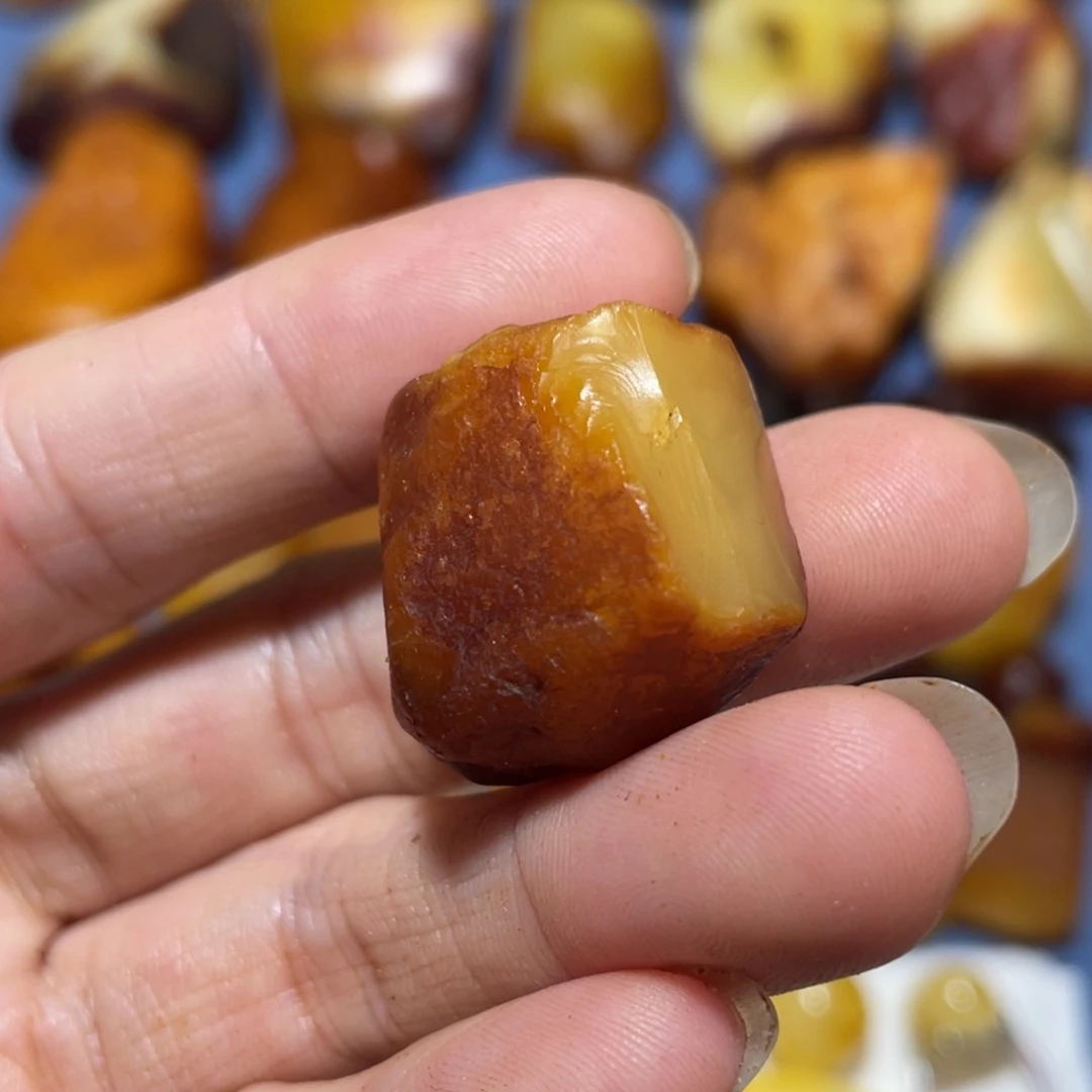 定制蜜蜡未镶嵌珠