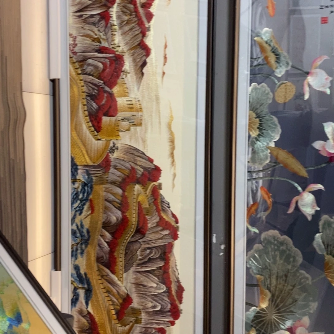 横款鸿运当头长城，实木电镀