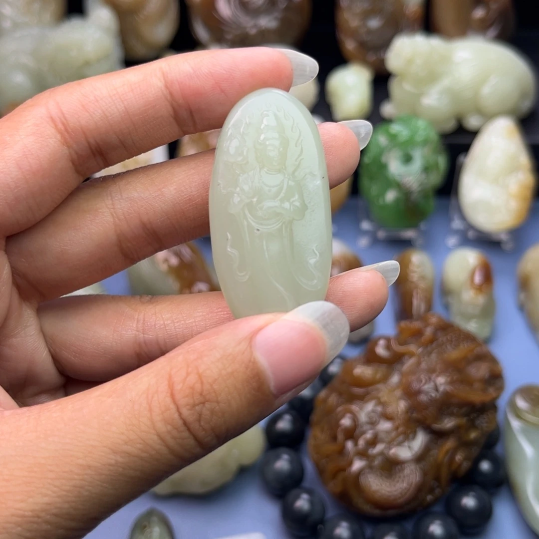 未镶嵌和田玉把件