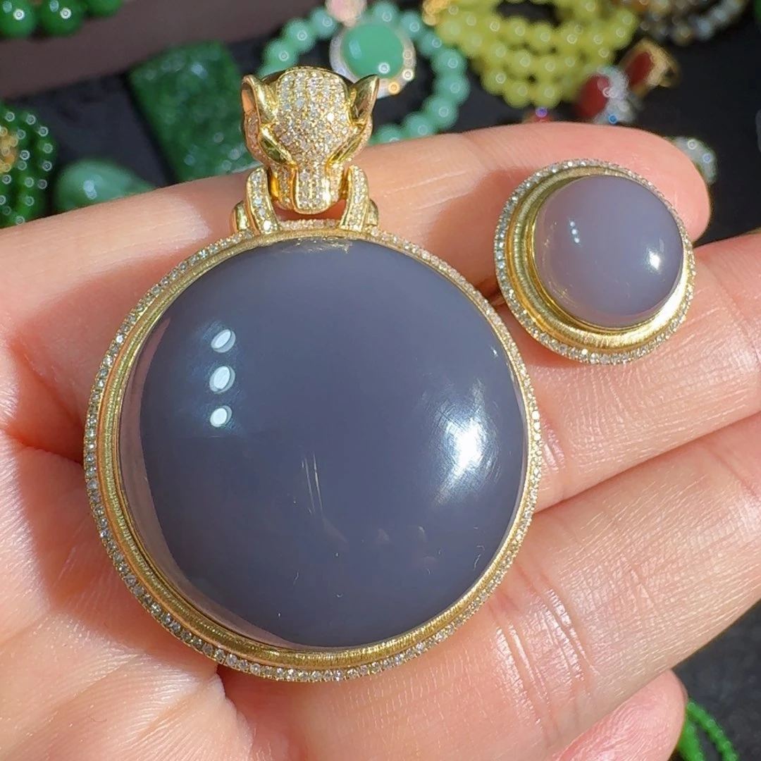 和田玉浓紫葡萄紫过眼过灯套装18K金镶嵌