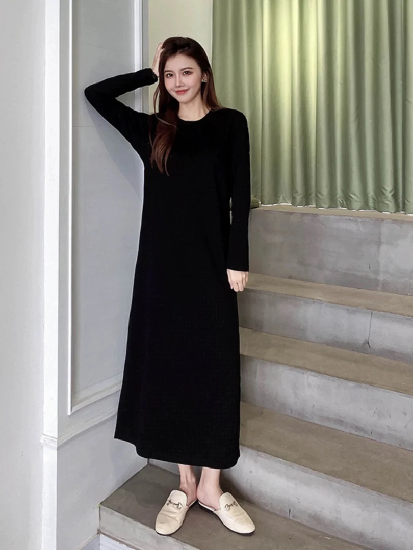 2025黑色打底长裙圆领长袖连衣裙春秋超长款宽松内搭裙磨毛卫衣裙