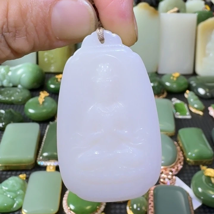 颈饰未镶嵌和田玉羊脂白玉观音