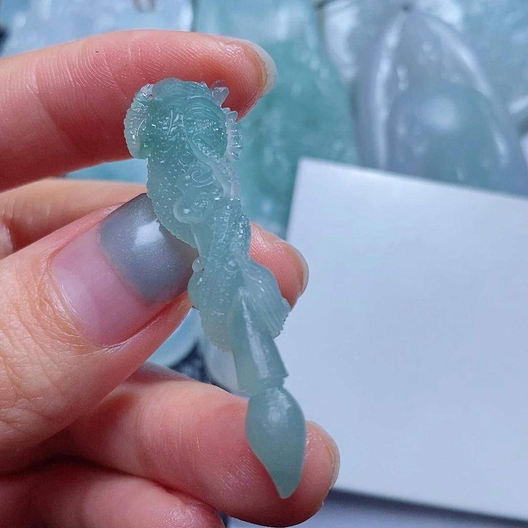 定制翡翠未镶嵌毛货付款后确认抛光