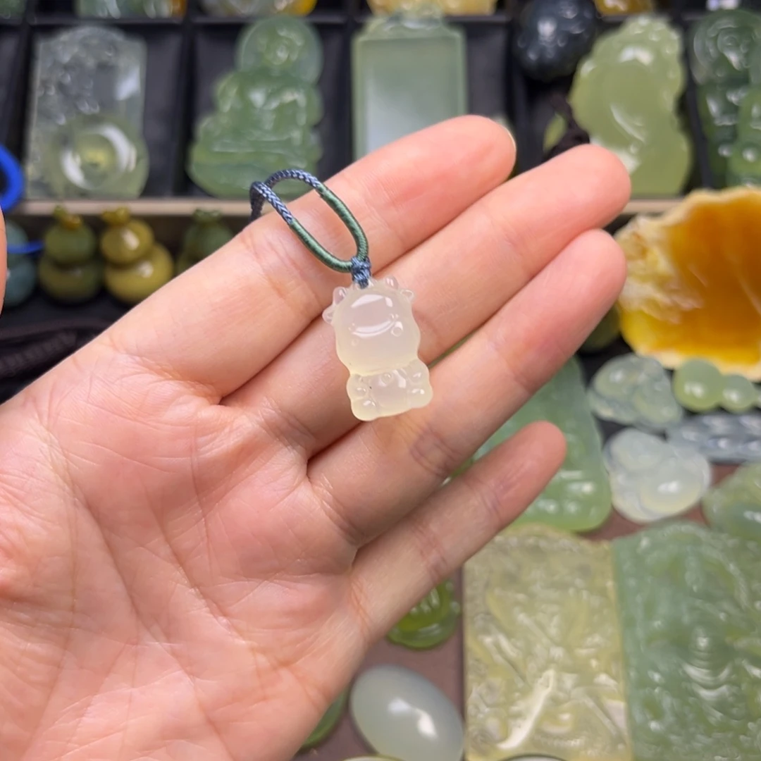 蛇纹石玉未镶嵌吊坠(不含链)