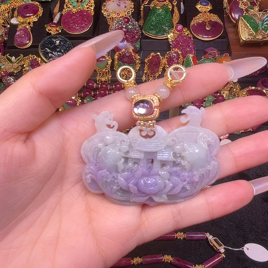 翡翠未镶嵌颈饰福利价