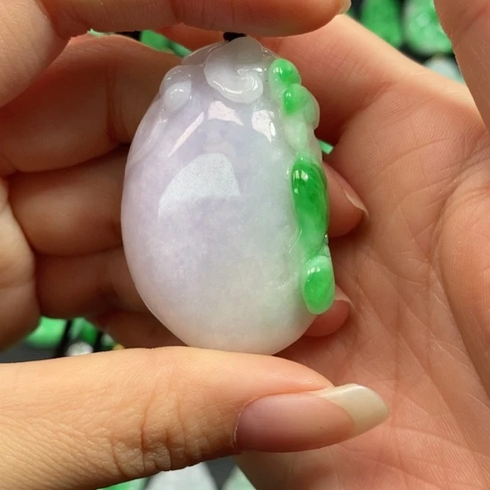 颈饰未镶嵌翡翠吊坠