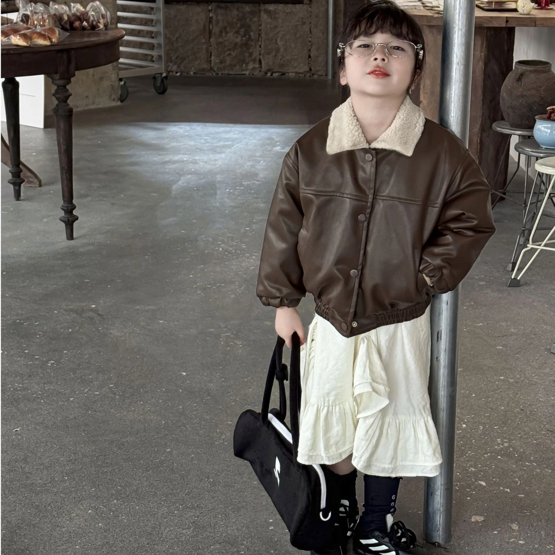 女童皮衣2025秋冬新款外套翻领夹克保暖纯色短款夹棉巴恩风