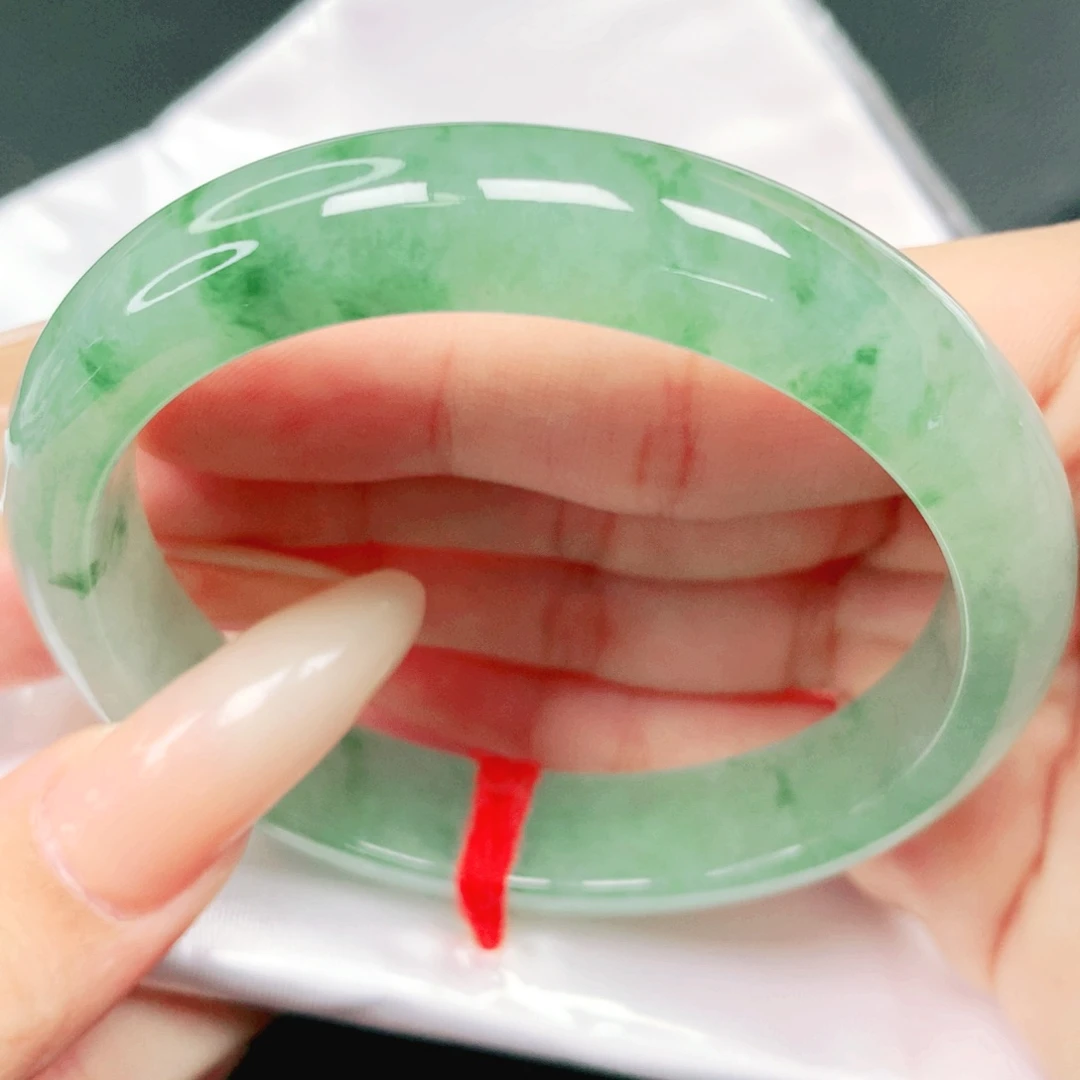 翡翠未镶嵌手镯57