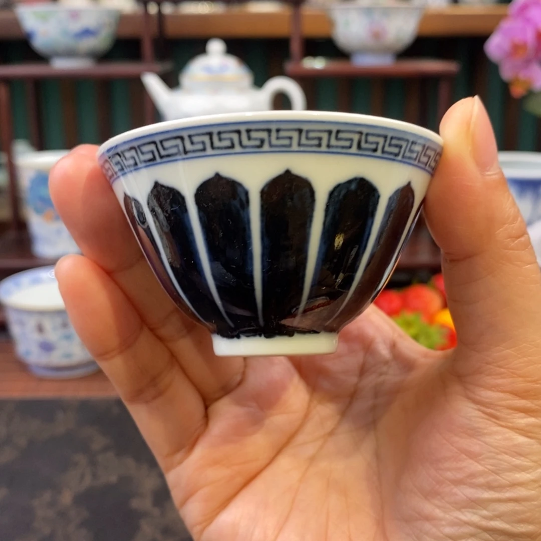 手工陶瓷柴窑仿明菊瓣杯