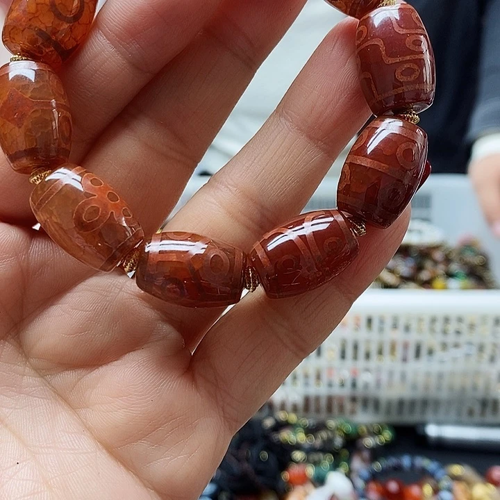 玛瑙/玉髓颈饰合金