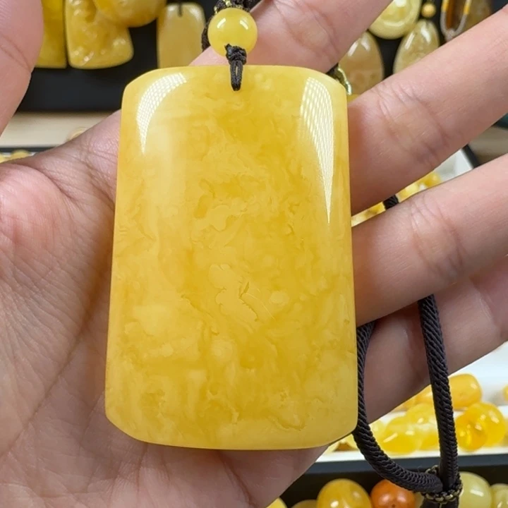 未镶嵌蜜蜡珠宝奇石