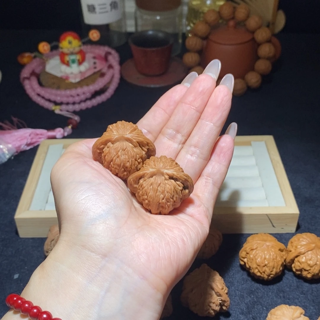 陈***c吊坠文玩核桃汉高楼38