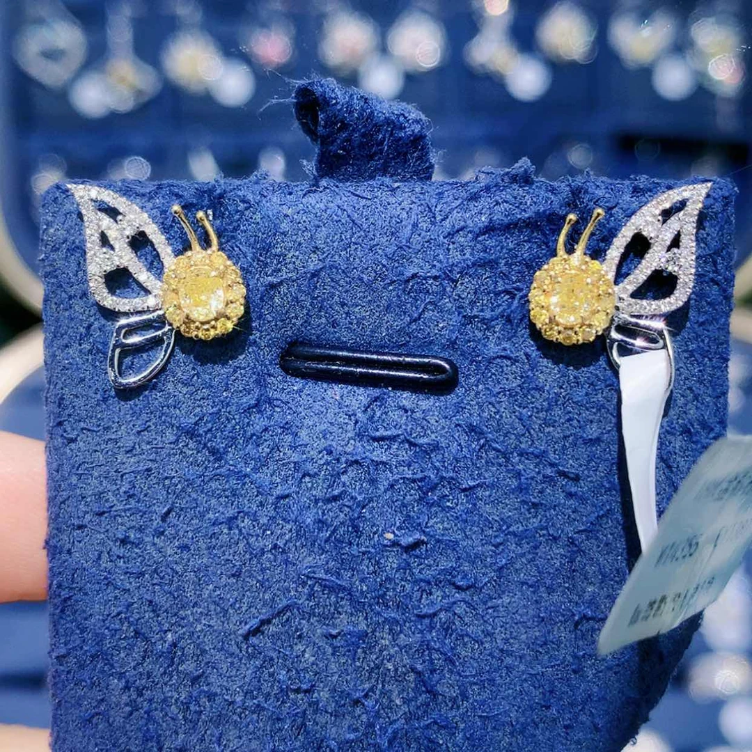 【闪购商品】18K金镶嵌耳饰钻石黄钻蝴蝶耳钉