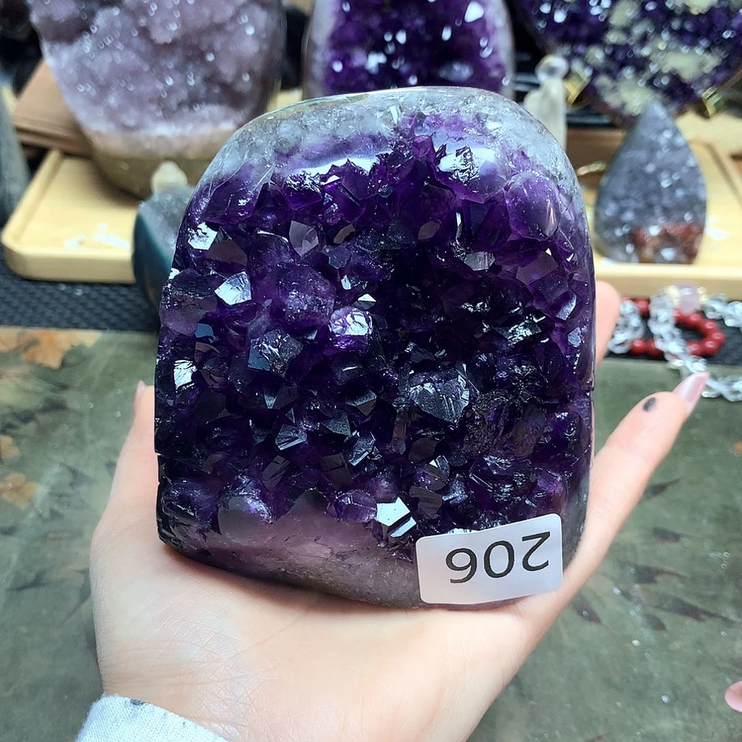 紫晶大型摆件（非配饰）未镶嵌