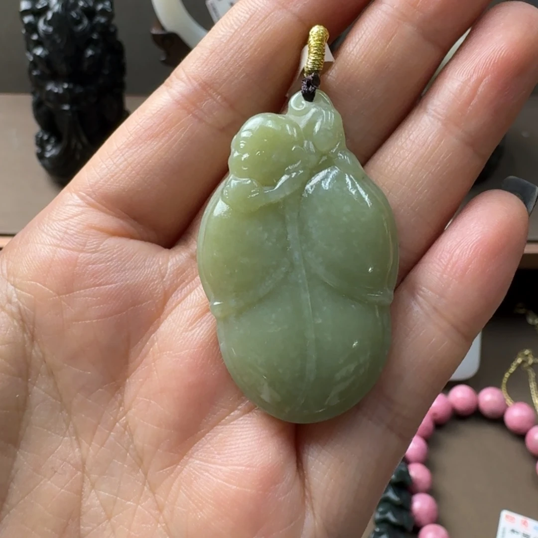 和田玉未镶嵌吊坠(不含链)