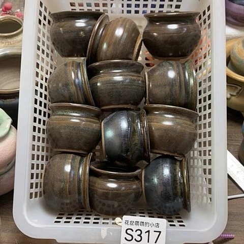 紫砂花盆317微瑕品口径4到4.5左右