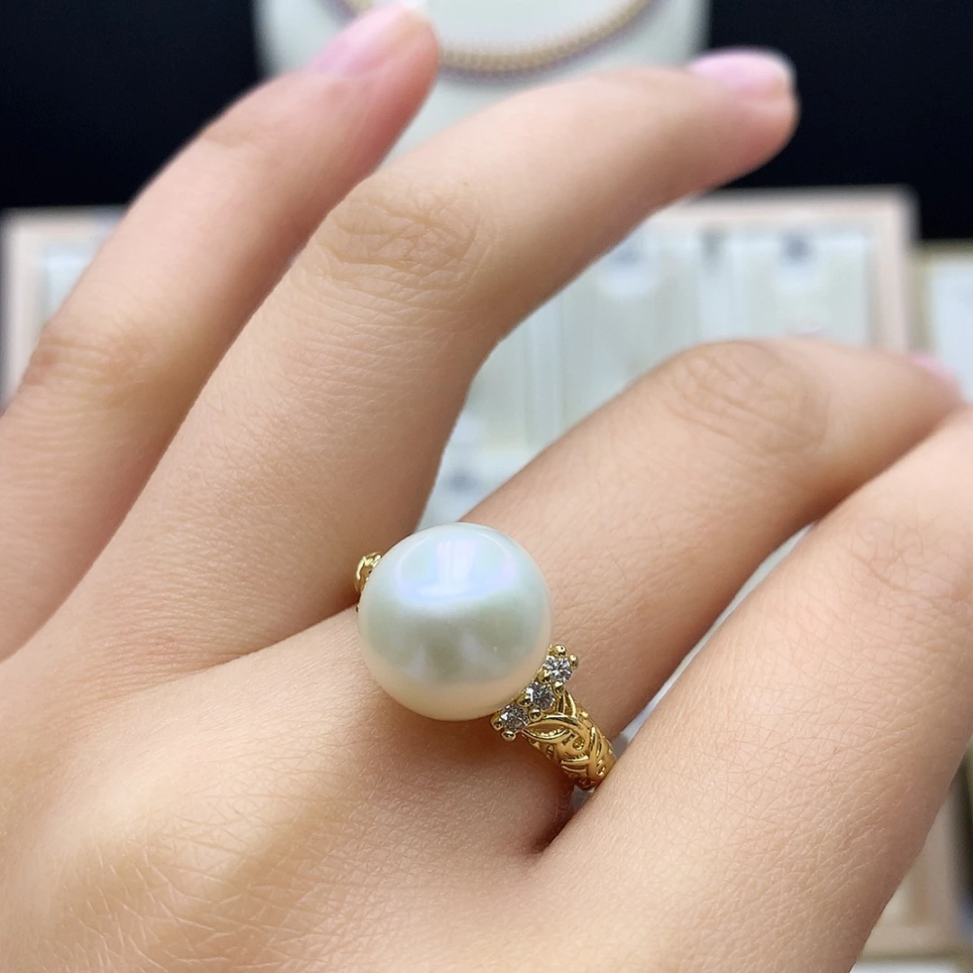 淡水珍珠合金颈饰