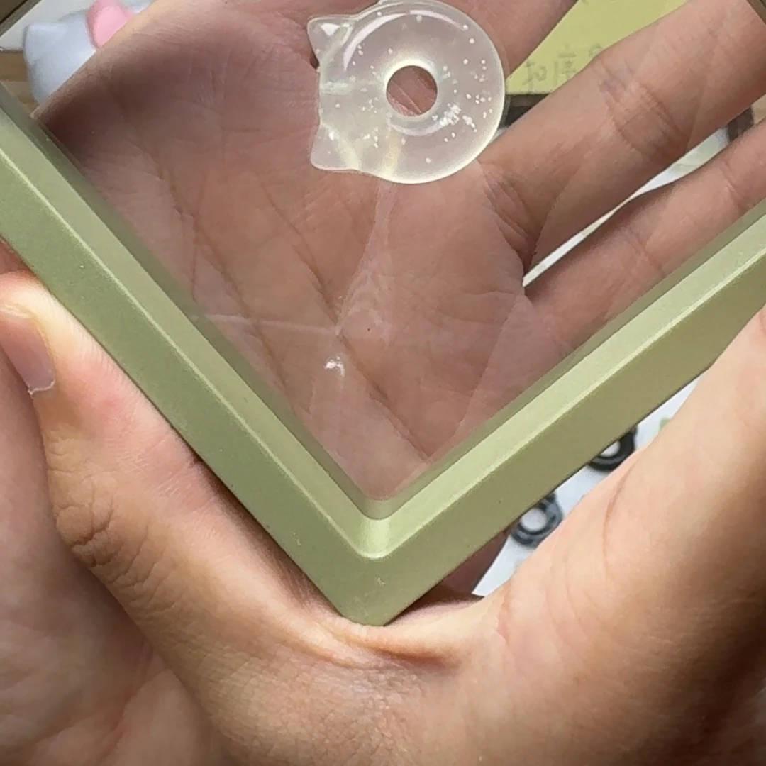 蛇纹石玉吊坠未镶嵌张****）