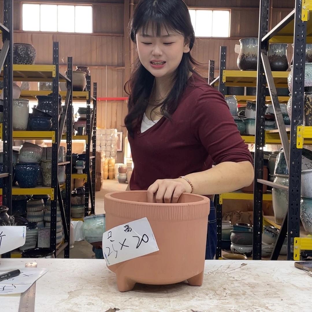 宜兴紫砂粗陶花盆