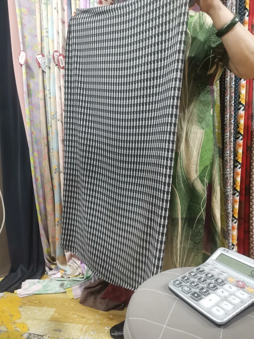 巴黎纱黑白格子服装面料