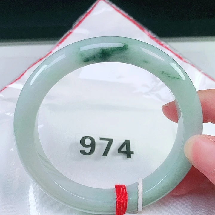 翡翠未镶嵌手镯62.5