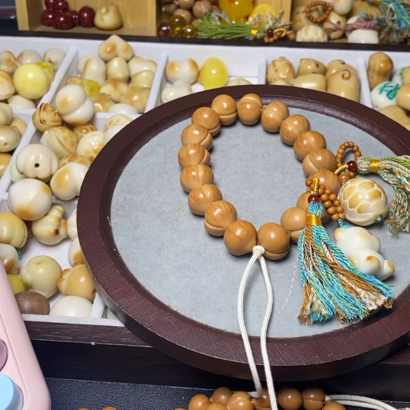 【闪购商品】手串猴头核桃坏**?