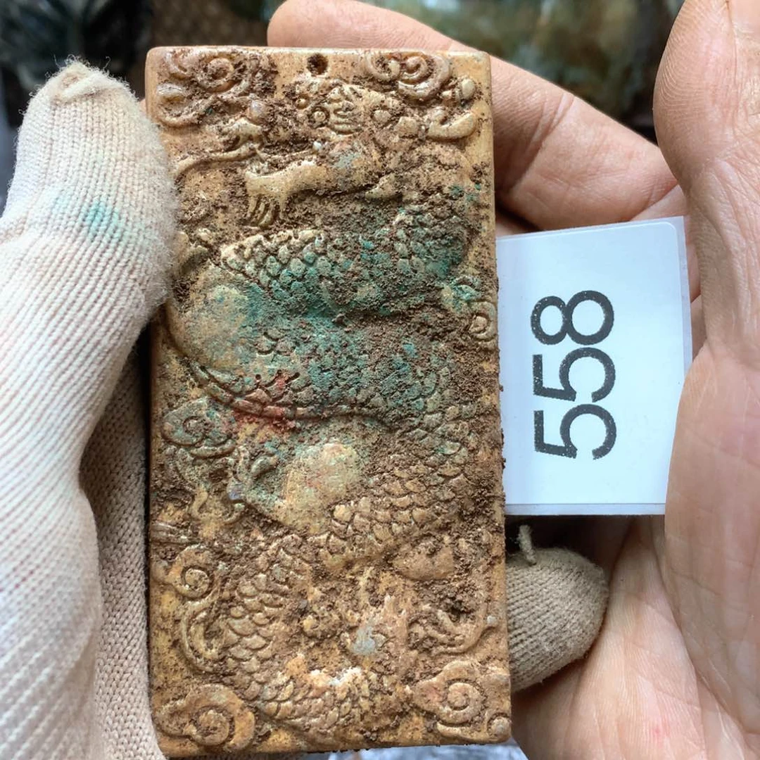 未镶嵌和田玉挂件