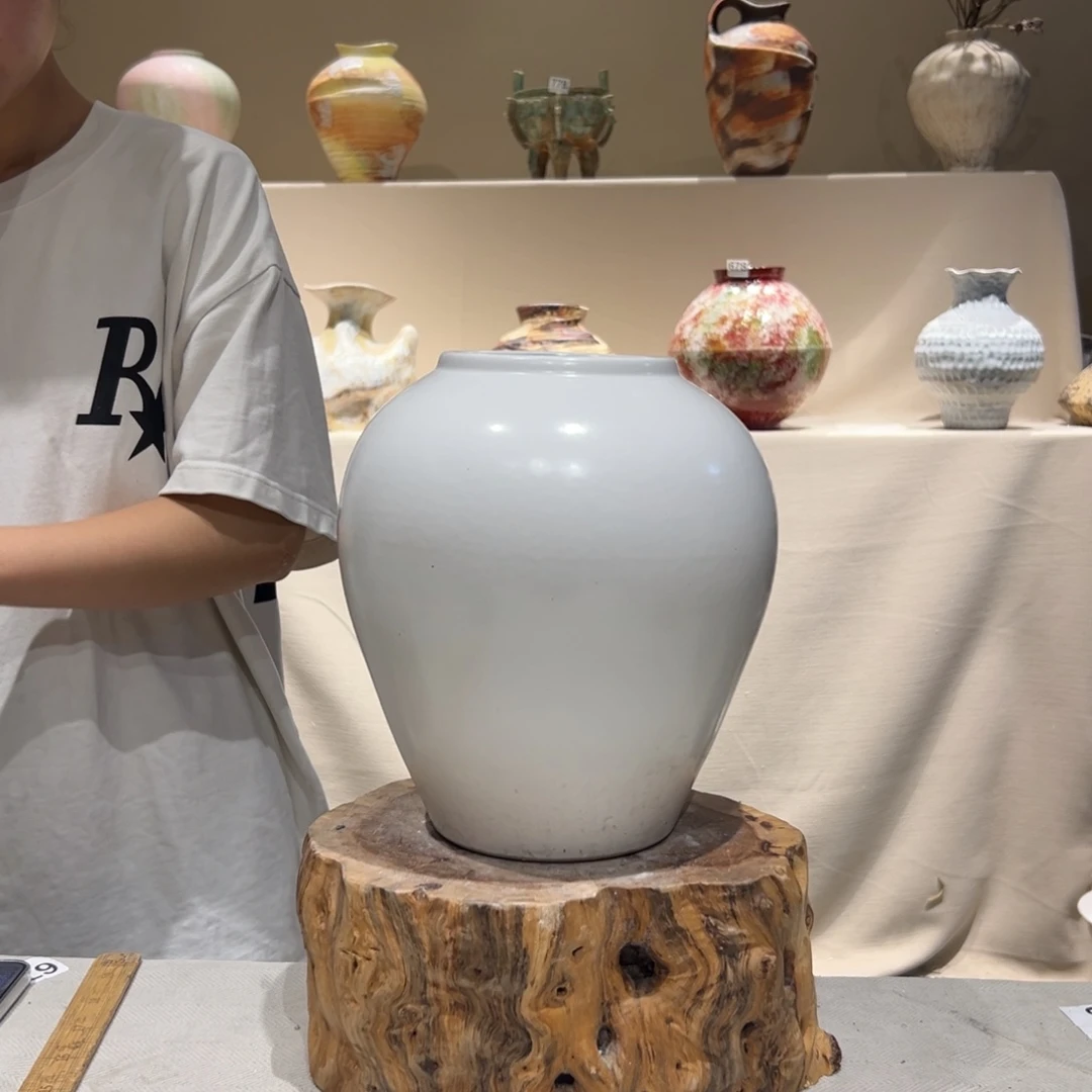131华庭街上釉水喝