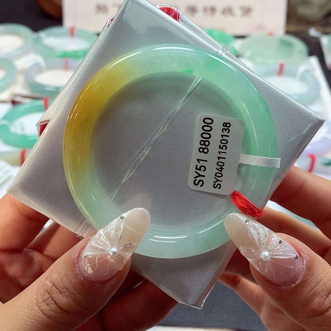 翡翠手镯（圆镯）未镶嵌（44号）66