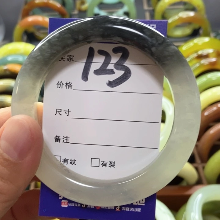 蛇纹石玉手镯未镶嵌?****?