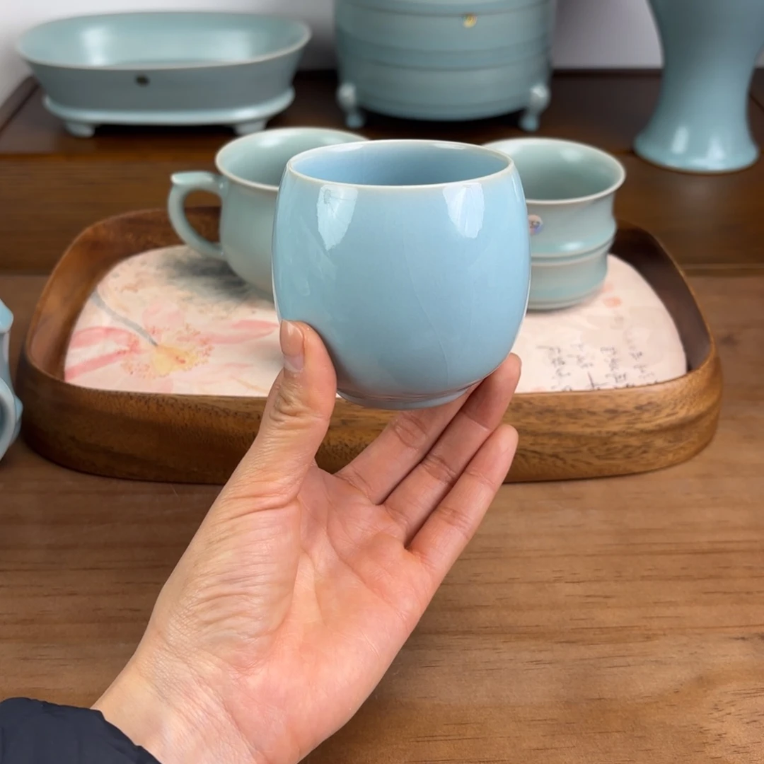 陶盘天青釉支钉龙蛋杯一级品
