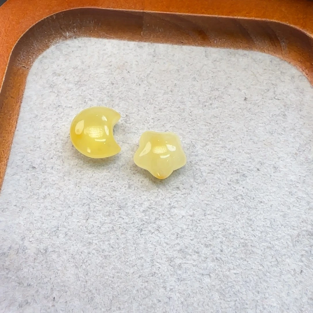 琥珀颈饰未镶嵌琥珀