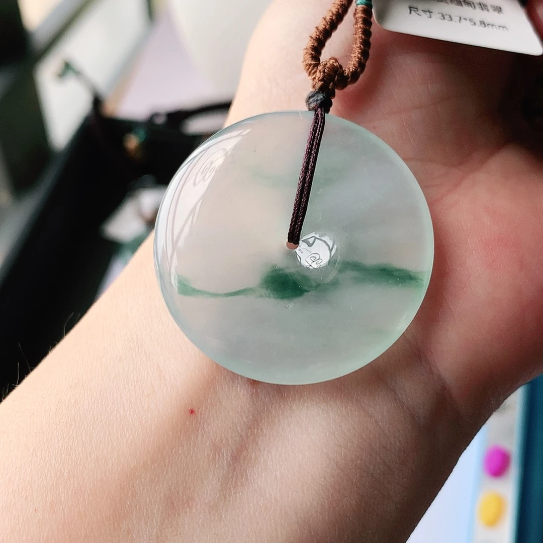 翡翠未镶嵌颈饰翡翠9，33.7/5.8