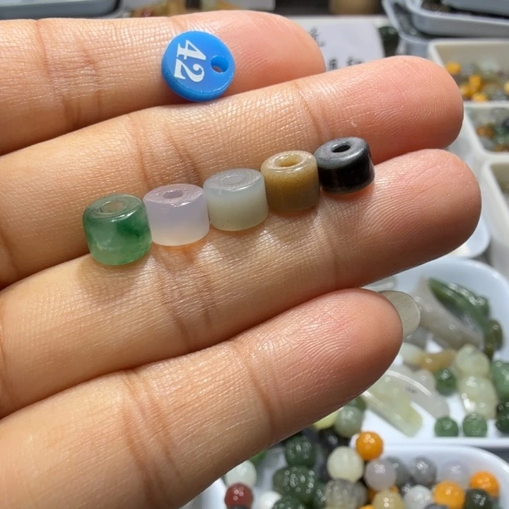 未镶嵌和田玉珠宝半成品