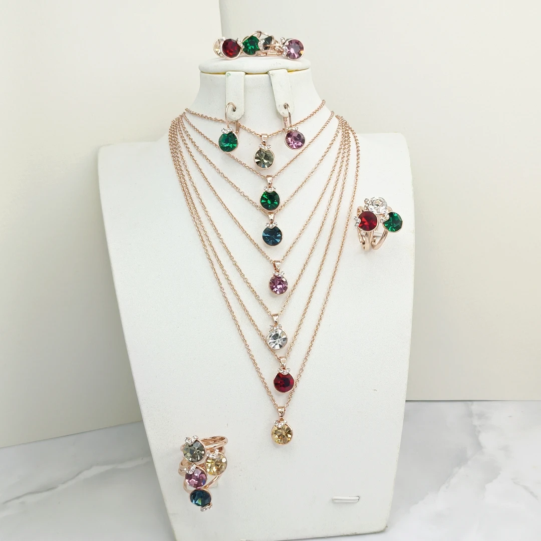 钛钢项链 精致带钻金色钛钢项链耳环戒指三件套高颜值唯美百搭