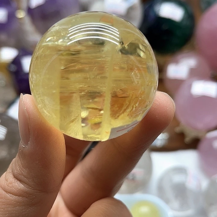 92克黄水晶球未镶嵌水晶