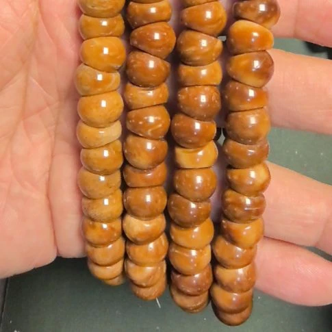 库克手串库克手串大肠，11左右尺寸，原皮原色的