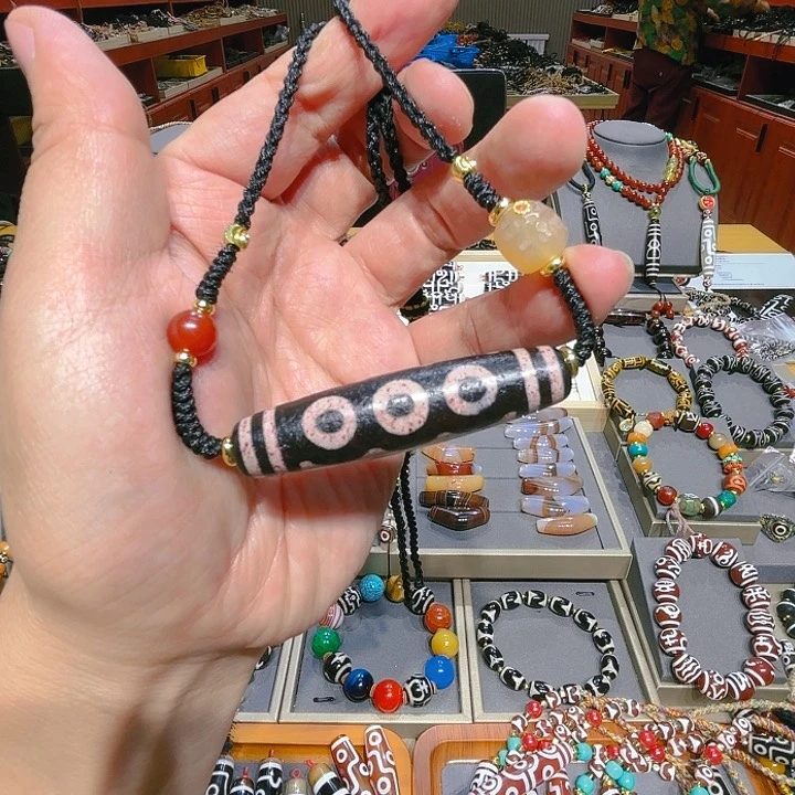 未镶嵌玛瑙/玉髓珠宝奇石