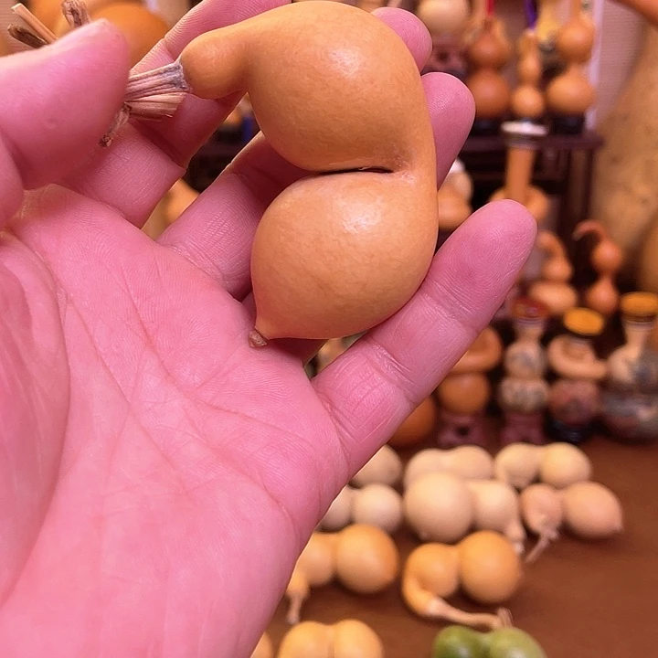 深****灵韵葫芦精品手把