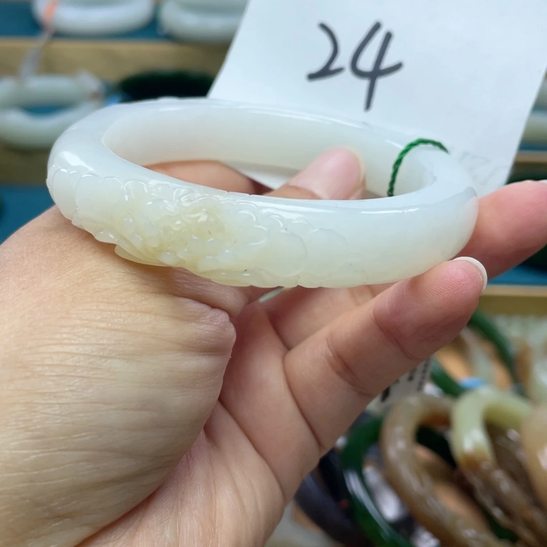 未镶嵌手镯和田玉圈口59