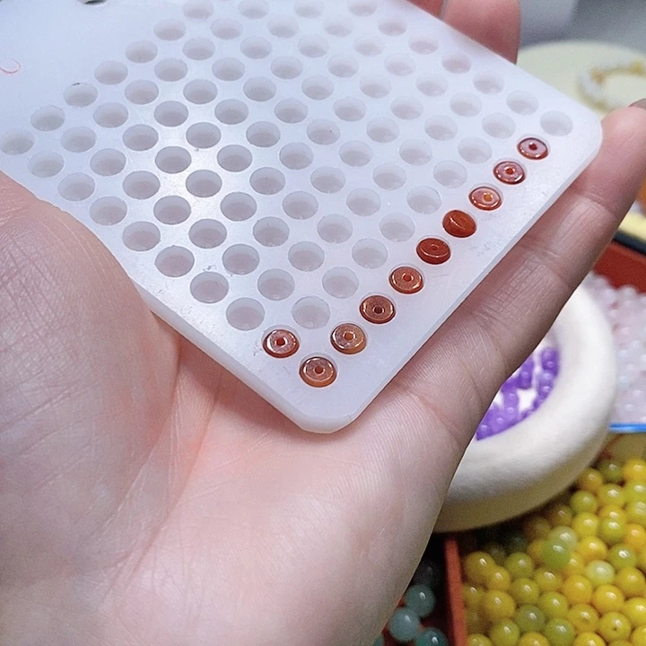 翡翠散珠冰红费算盘珠