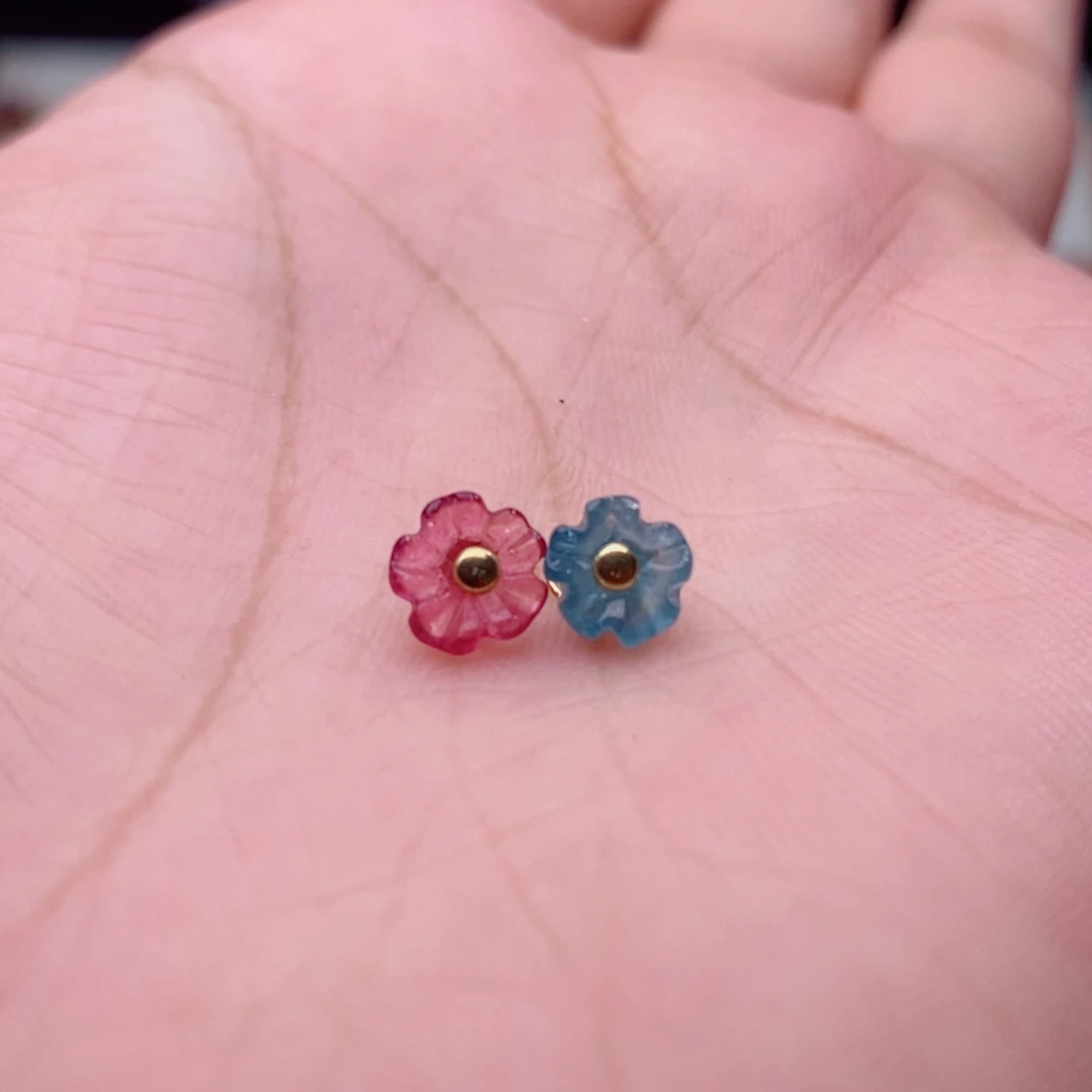 18K金镶嵌花朵配饰碧玺d