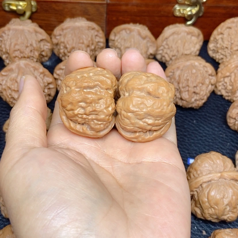 【闪购商品】文玩核桃吊坠嘉*蛙蛙38