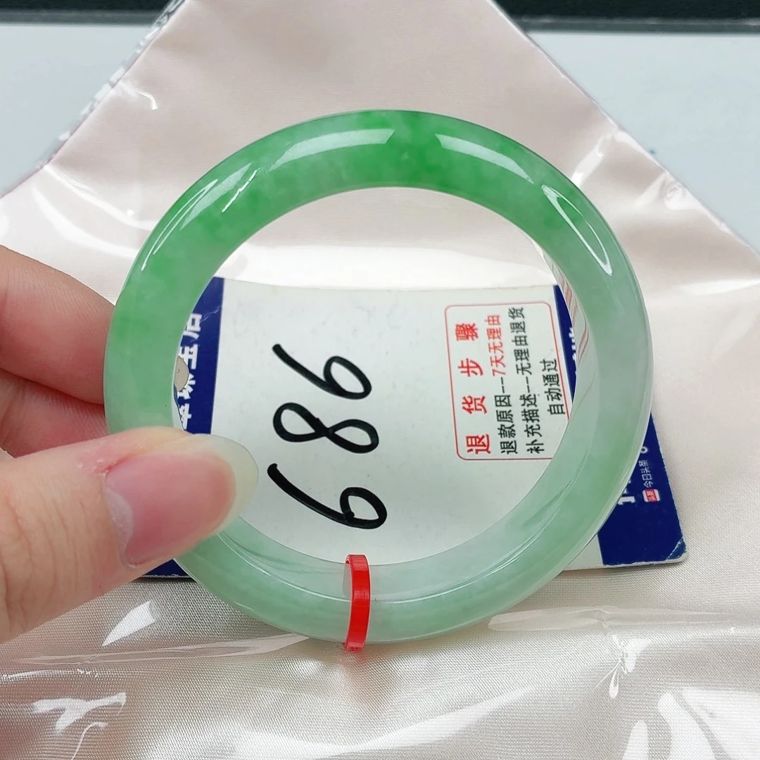 未镶嵌手镯翡翠翡翠