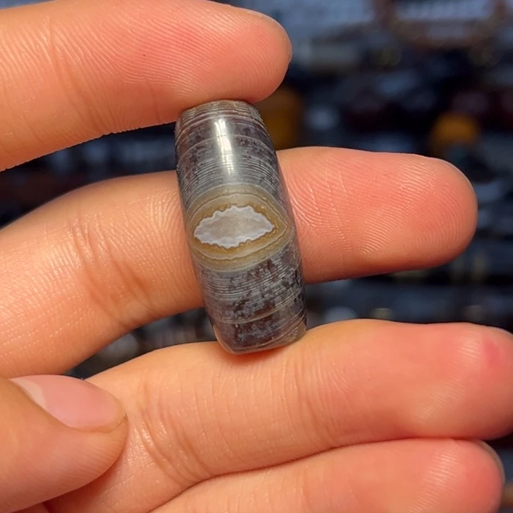 玛瑙/玉髓未镶嵌珠宝奇石