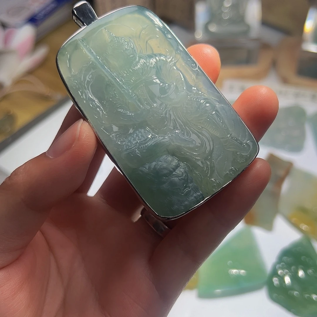 定制翡翠未镶嵌梦**前